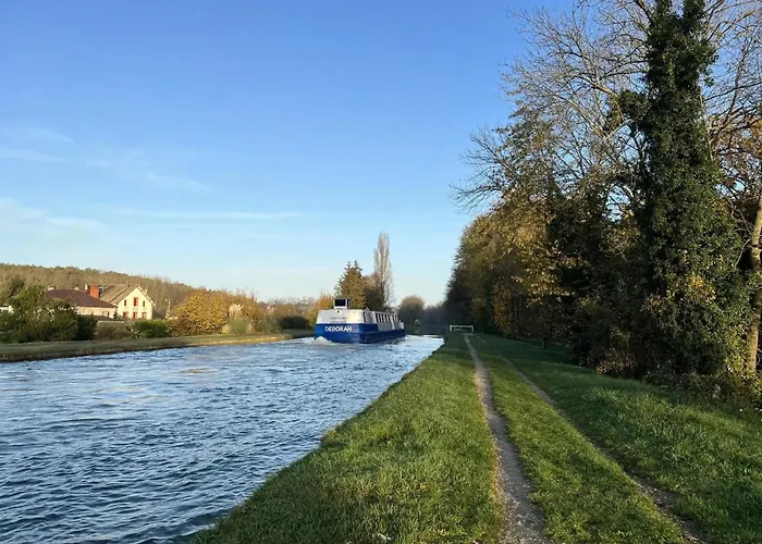 3 Etoiles - Eeeggh * Bagneaux-sur-Loing